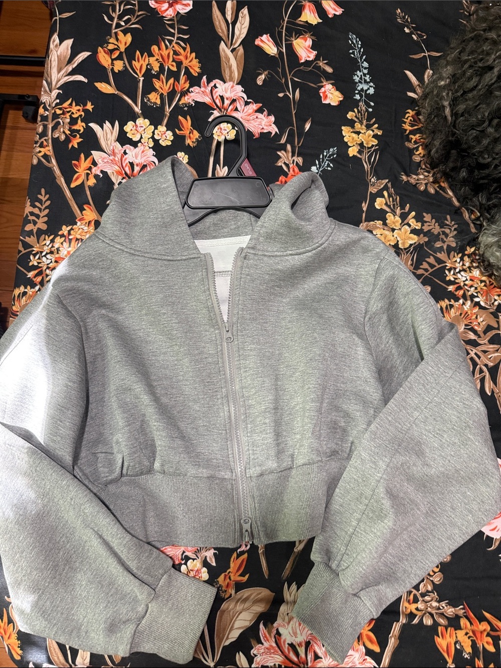 Commense Grey Cropped Zip-Up Hoodie